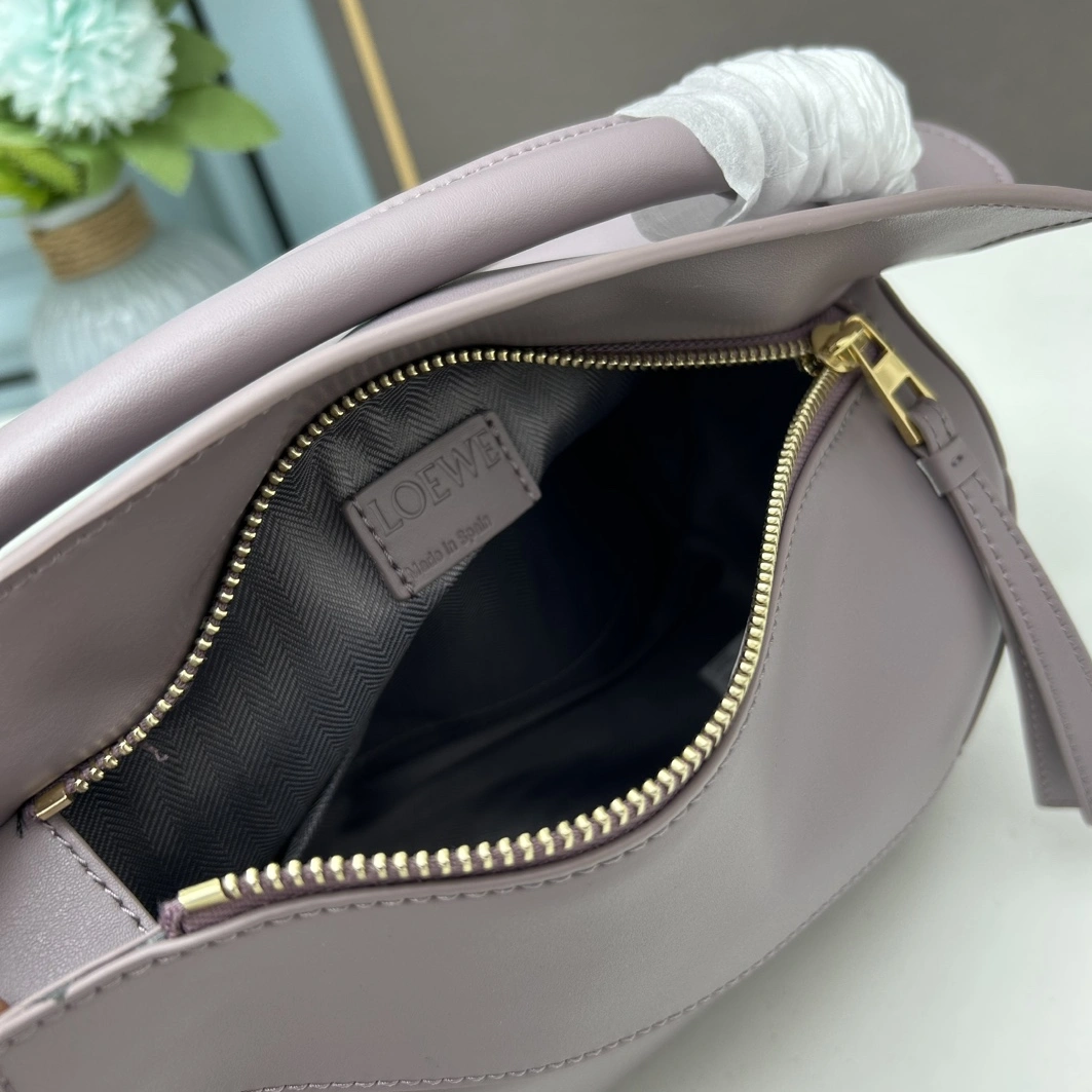 Reliable 9609 LOEWE AAA Quality Messenger Bags For Women