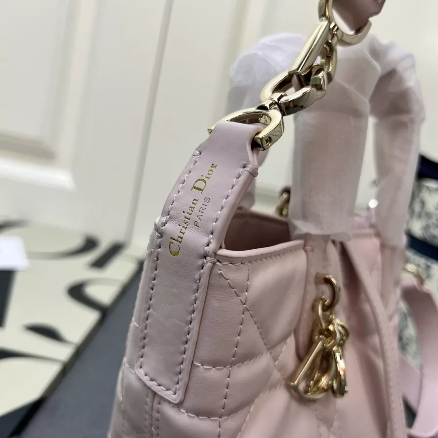 Reliable 9773 Christian Dior AAA Quality Handbags For Women