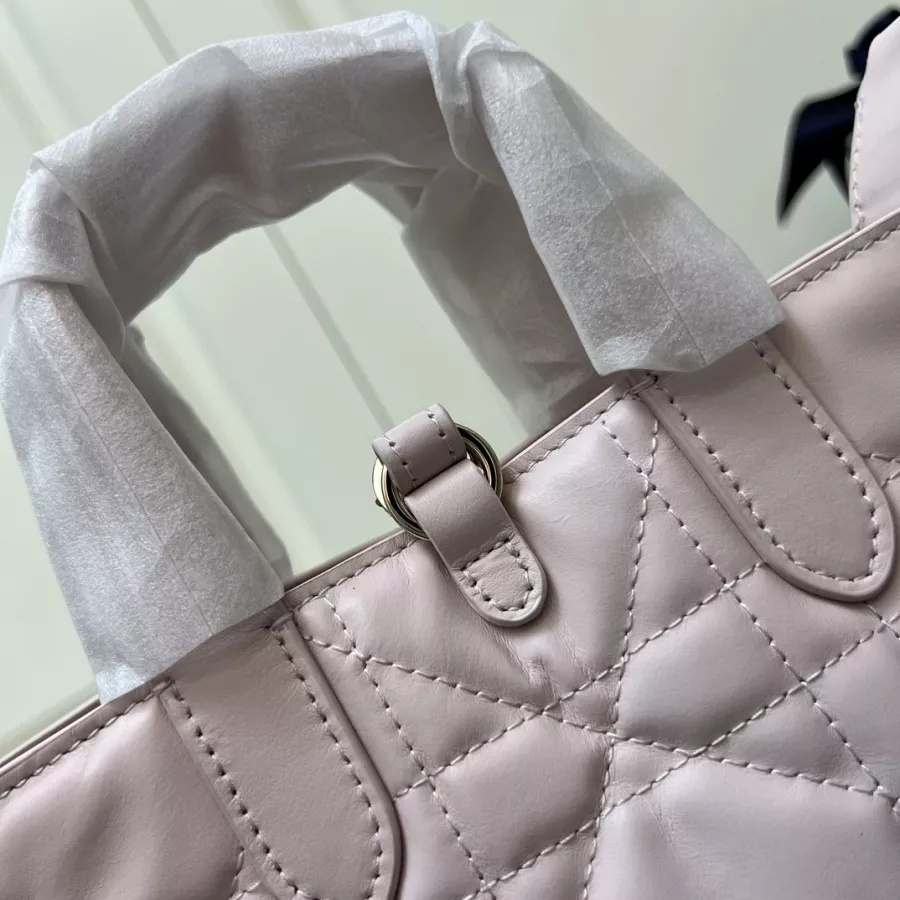 Reliable 9773 Christian Dior AAA Quality Handbags For Women