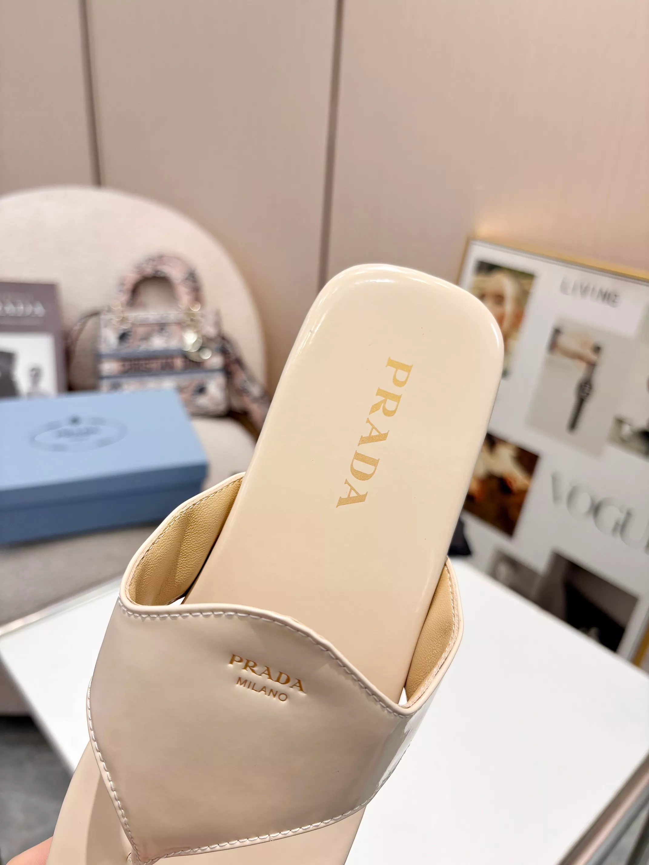 Resilient 1015 Prada Slippers For Women