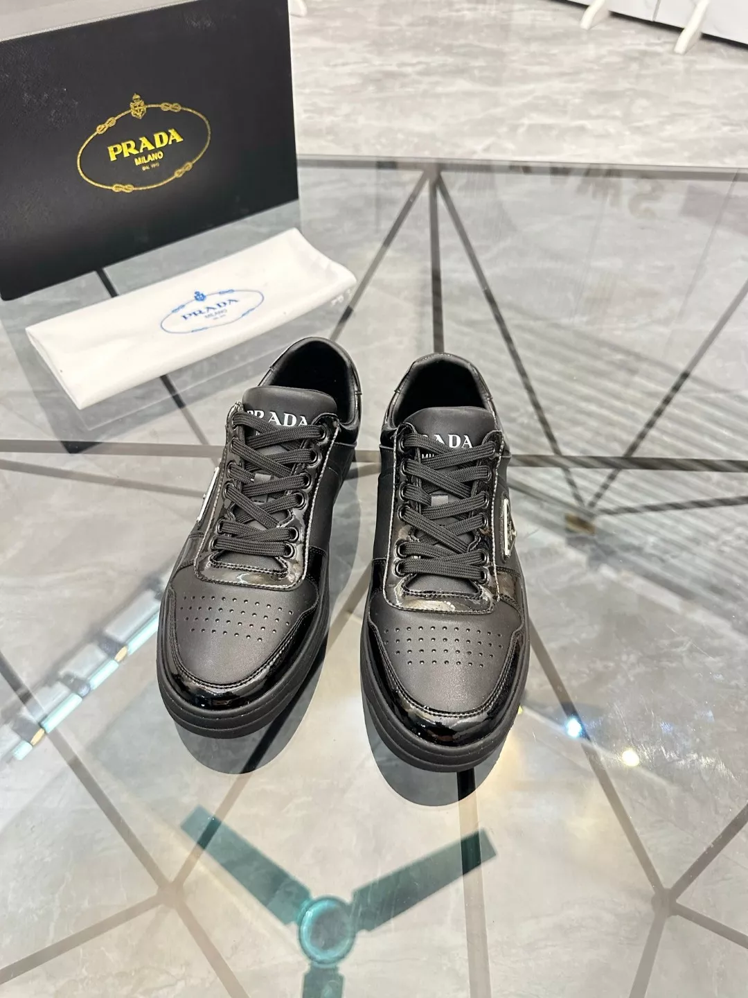 Resilient 1130 Prada Casual Shoes For Men