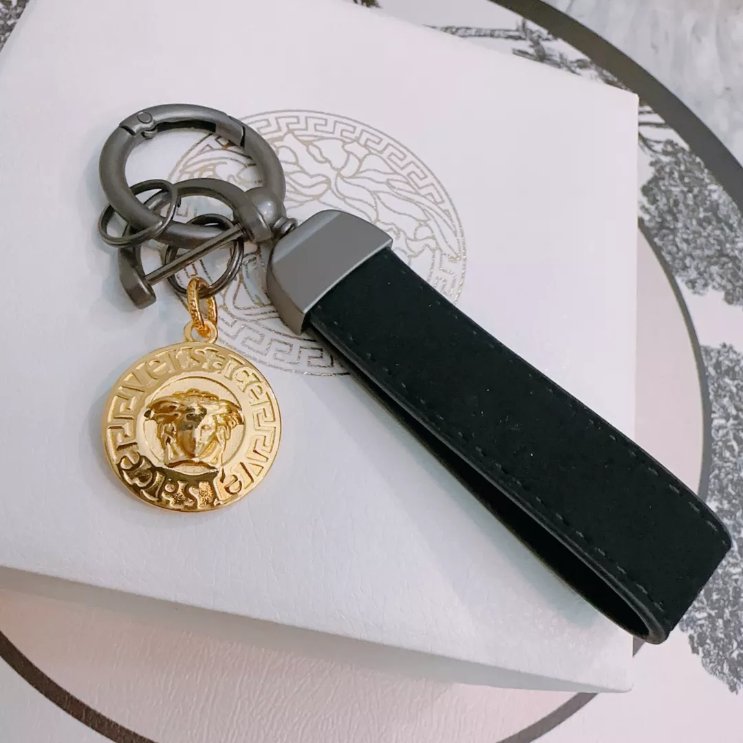 Resilient 1258 Versace Key Holder And Bag Buckle