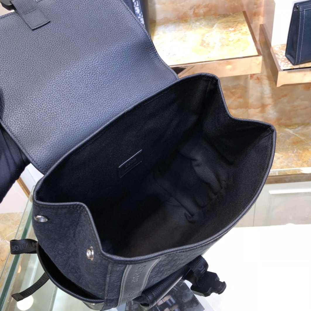 Resilient 1365 Christian Dior AAA Man Backpacks