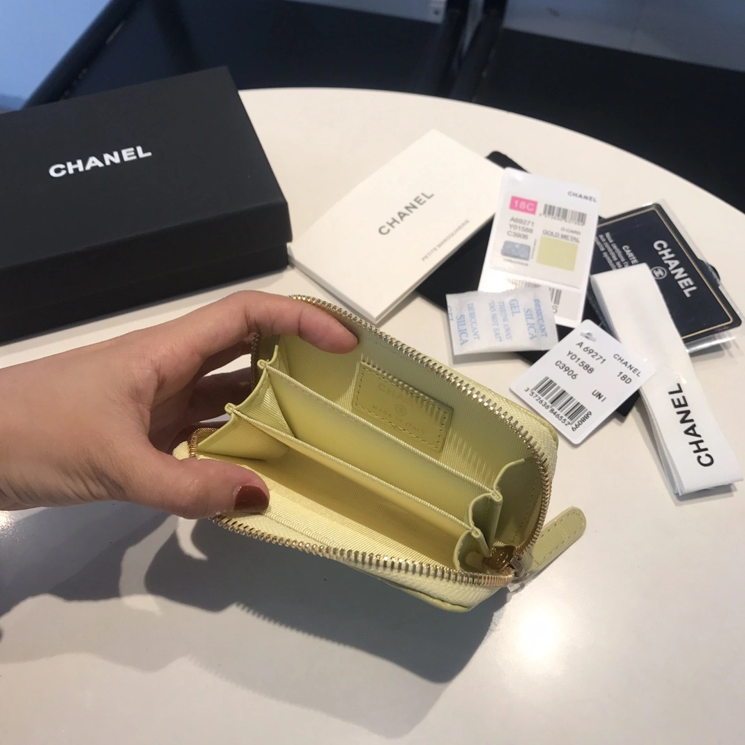 Resilient 1380 Chanel AAA Quality Wallets For Women