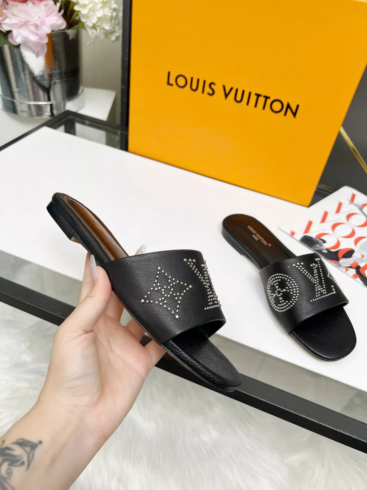 Resilient 1382 Louis Vuitton Slippers For Women