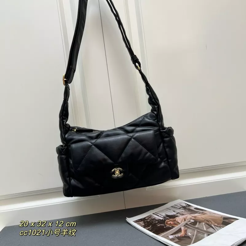 Resilient 142 Chanel AAA Quality Shoulder Bags For Women