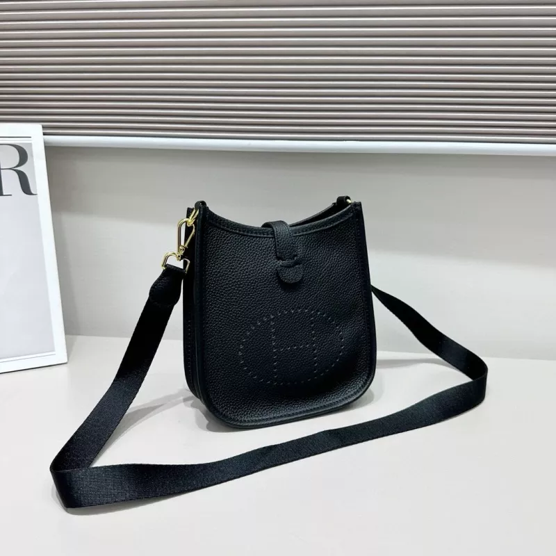 Resilient 1465 Hermes AAA Quality Messenger Bags For Women