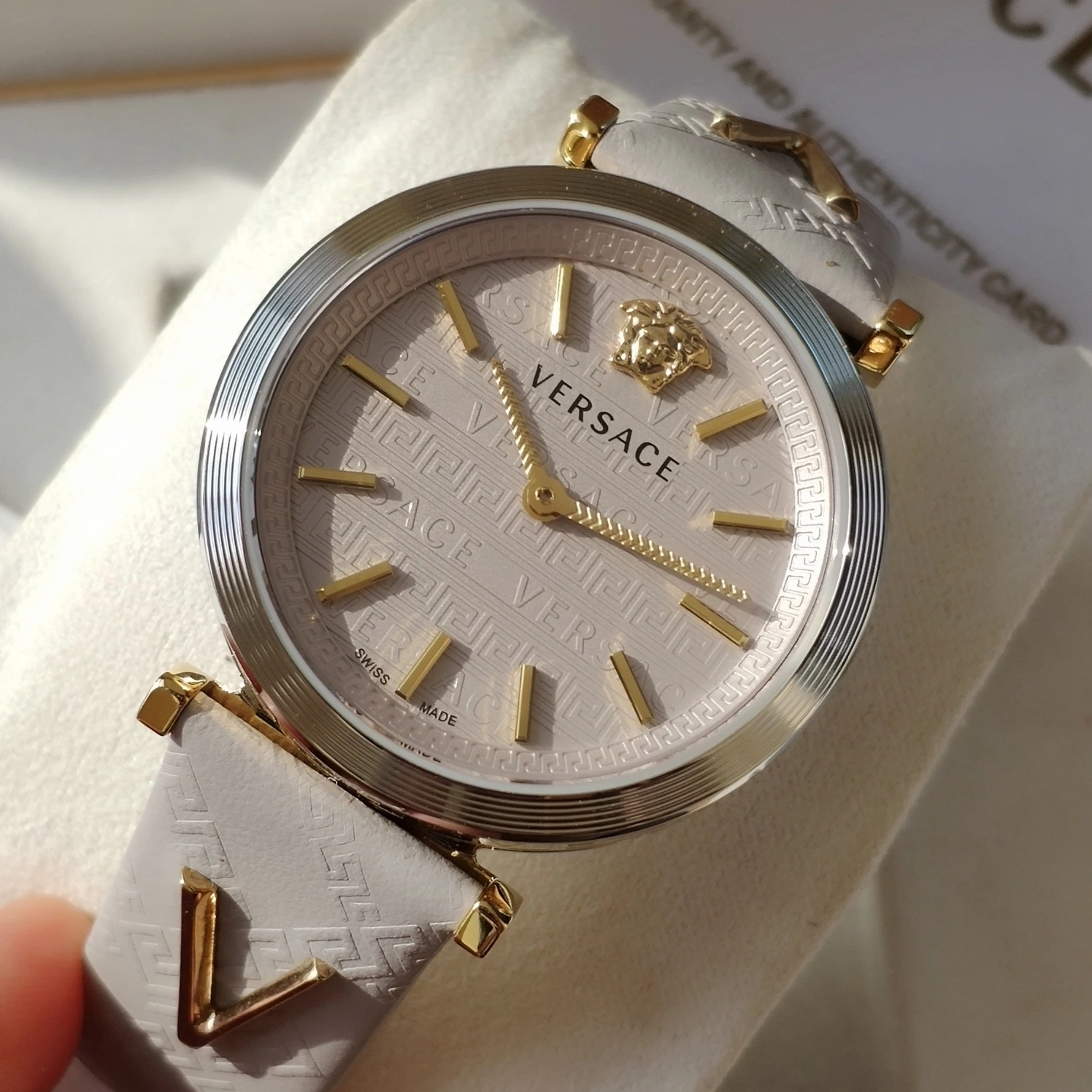 Resilient 1555 Versace AAA Quality Watches For Women