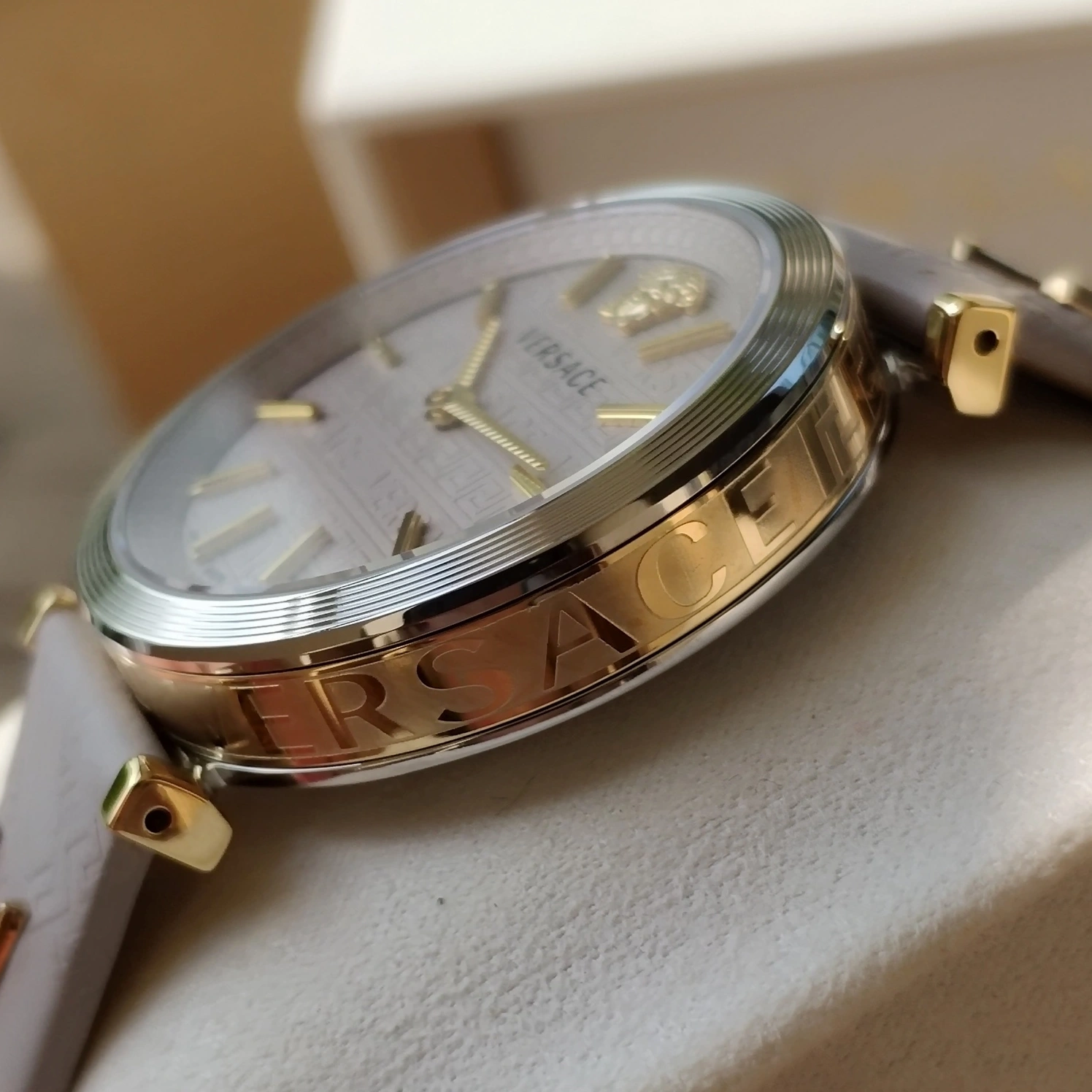Resilient 1555 Versace AAA Quality Watches For Women