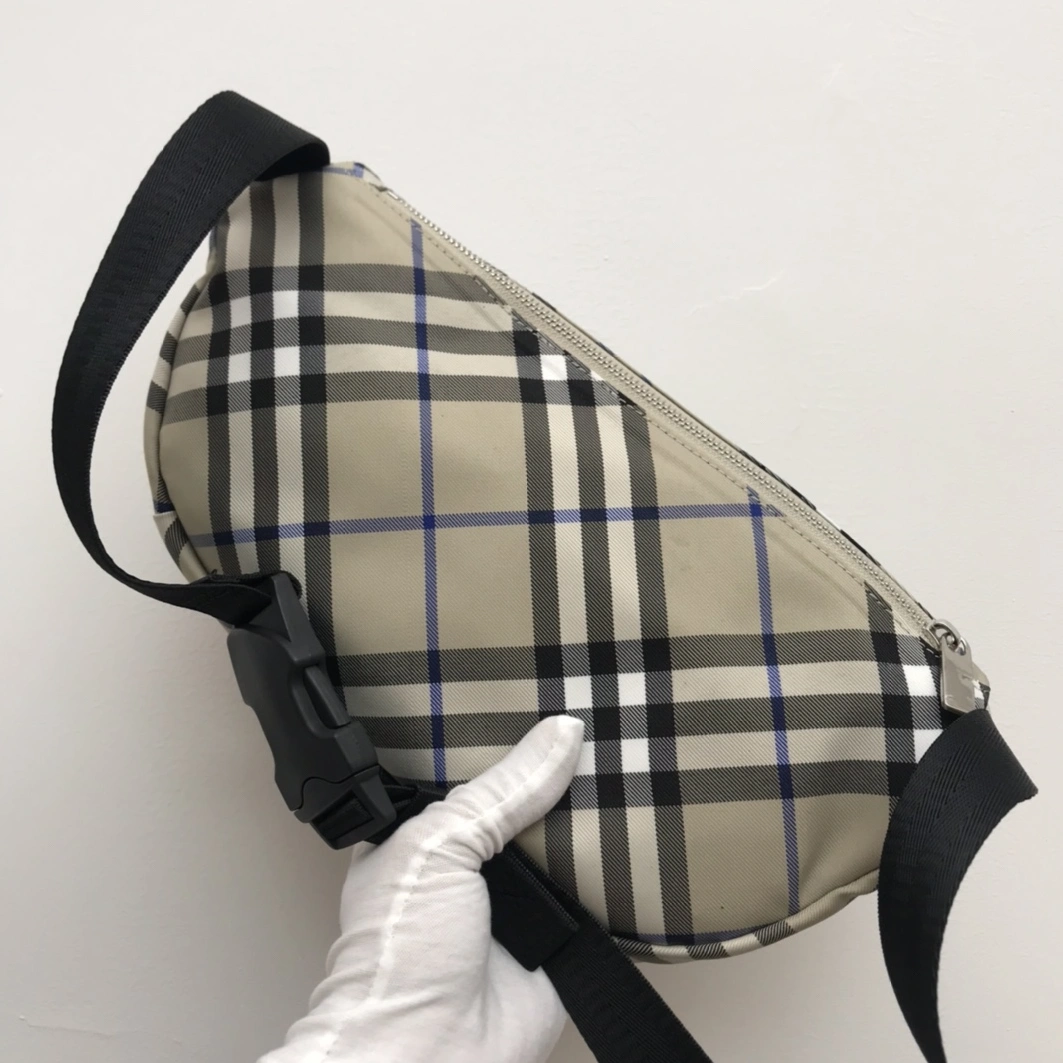 Resilient 1612 Burberry AAA Quality Belt Bags For Unisex