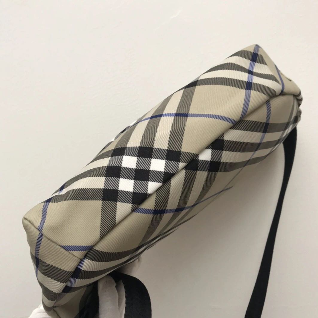 Resilient 1612 Burberry AAA Quality Belt Bags For Unisex