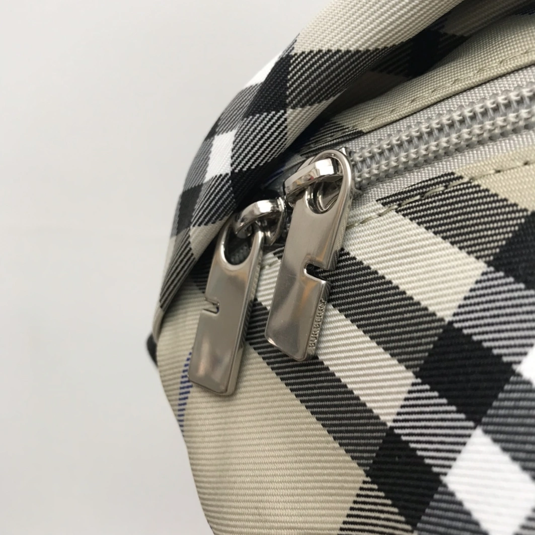 Resilient 1612 Burberry AAA Quality Belt Bags For Unisex
