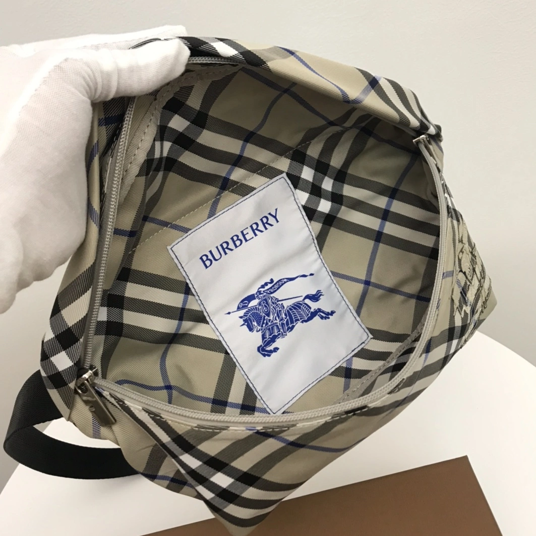 Resilient 1612 Burberry AAA Quality Belt Bags For Unisex