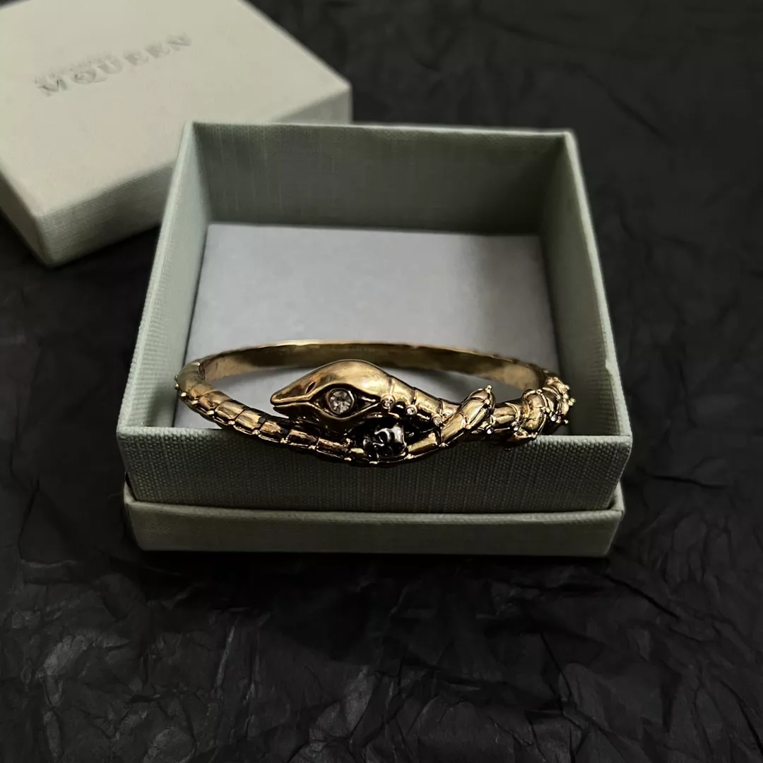 Resilient 1762 Alexander McQueen Bracelets