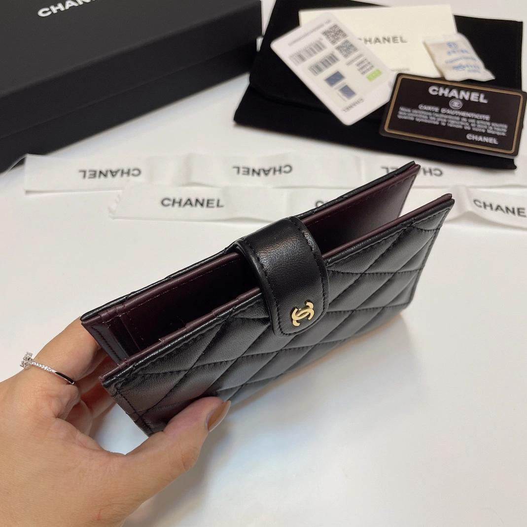 Resilient 1777 Chanel AAA Quality Wallets