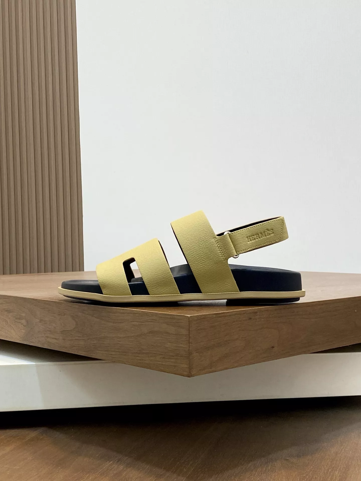 Resilient 1856 Hermes Sandal For Men