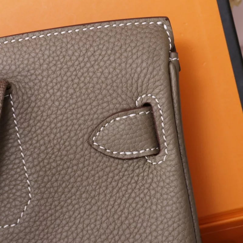 Resilient 1992 Hermes AAA Quality Messenger Bags In Coffee For Unisex