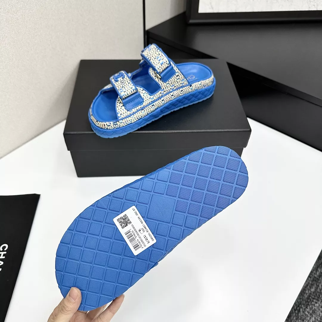 Resilient 2052 Chanel Slippers For Women