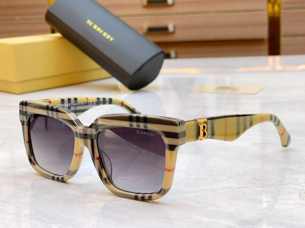 Resilient 2091 Burberry AAA Quality Sunglasses