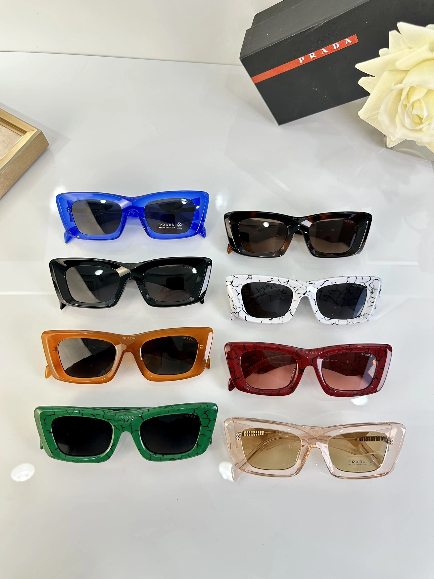 Resilient 2097 Prada AAA Quality Sunglasses