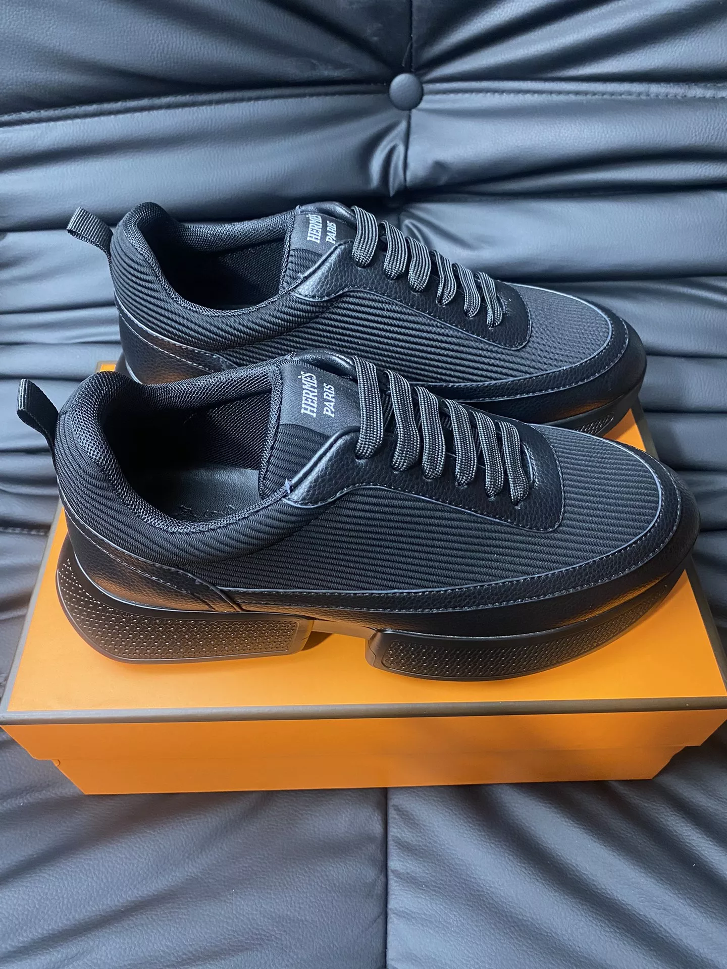 Resilient 2195 Hermes Casual Shoes For Men