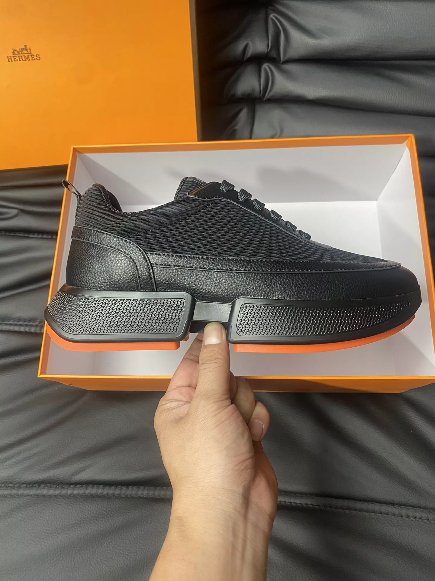 Resilient 2195 Hermes Casual Shoes For Men