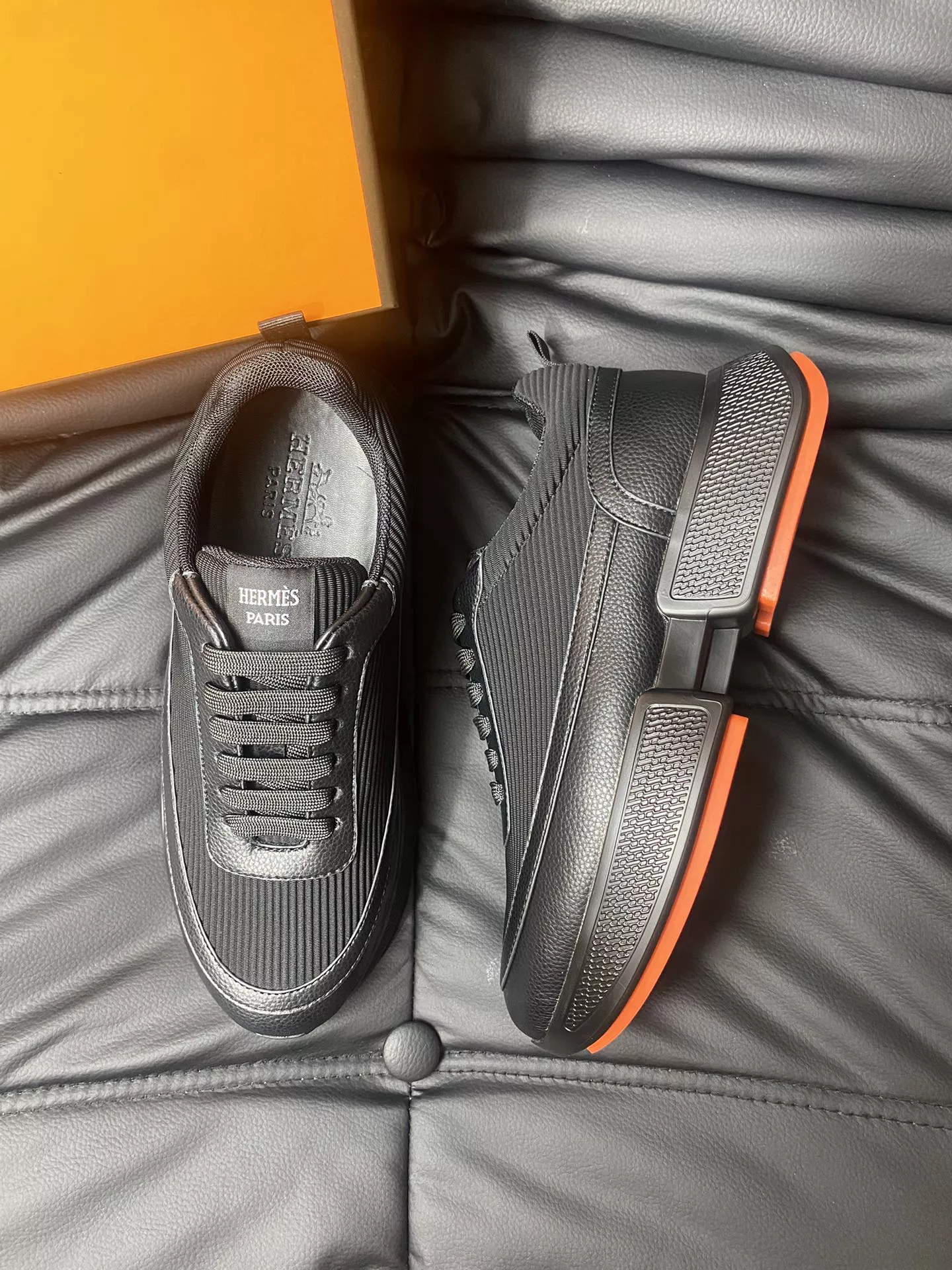 Resilient 2195 Hermes Casual Shoes For Men