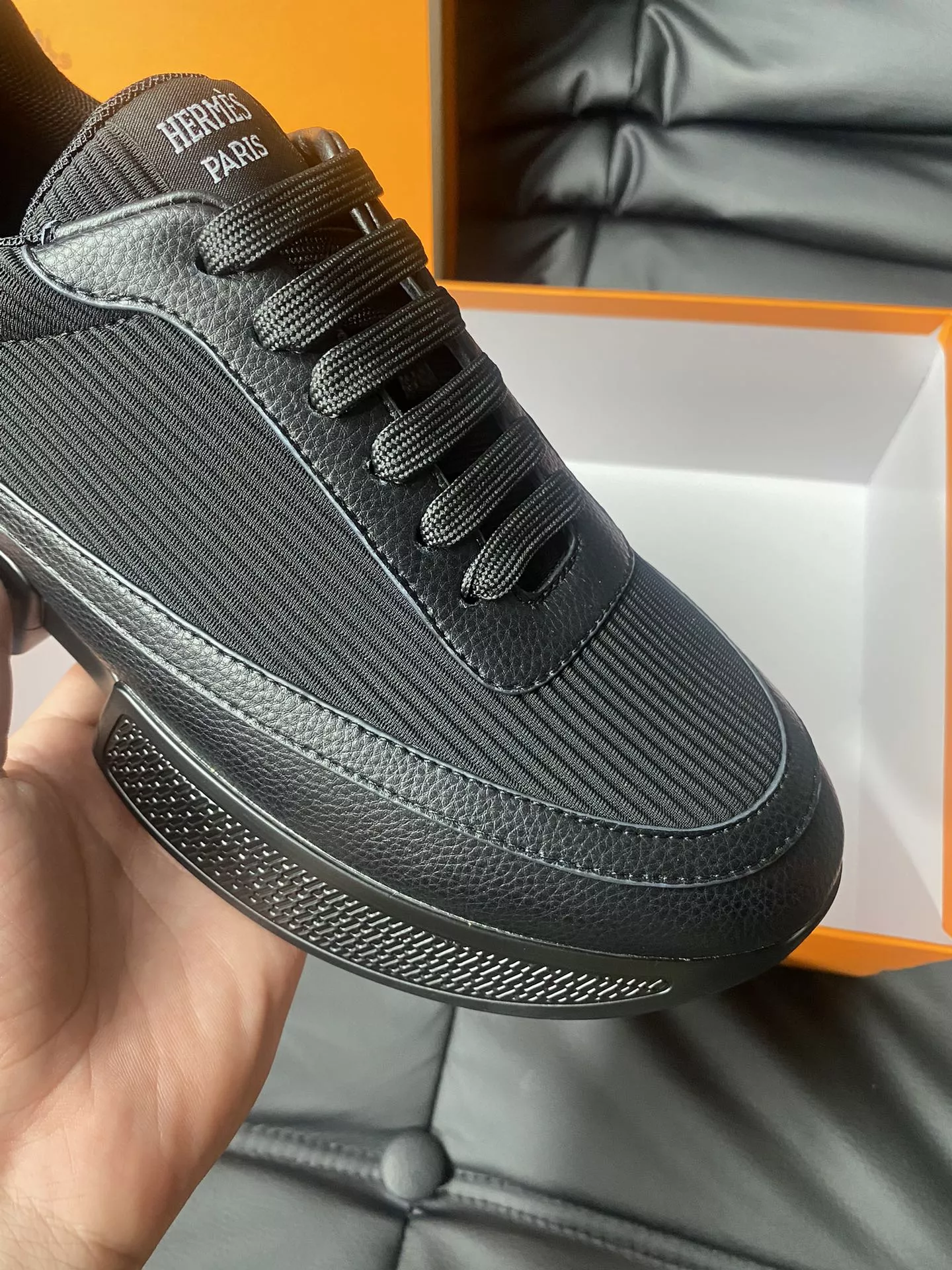 Resilient 2195 Hermes Casual Shoes For Men