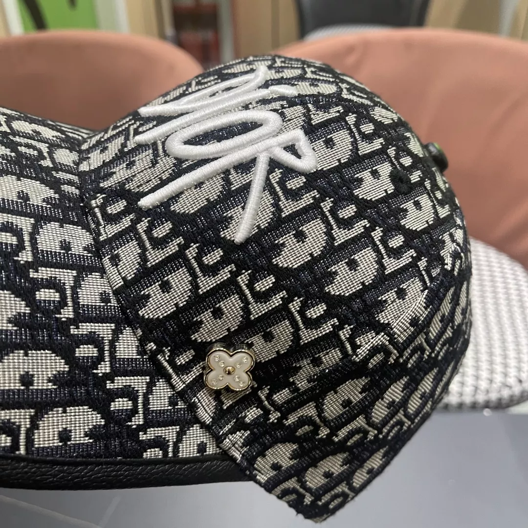 Resilient 2271 Christian Dior Caps