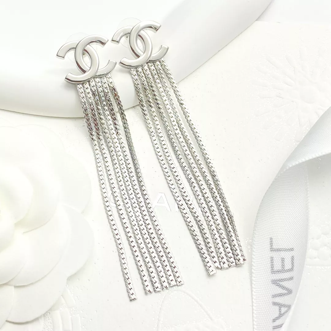 Resilient 2438 Chanel Earrings For Women