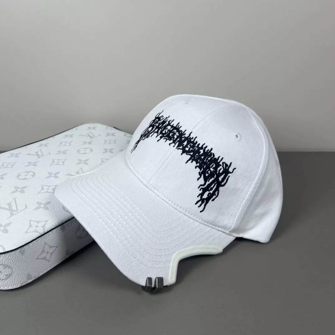 Resilient 2510 Balenciaga Caps