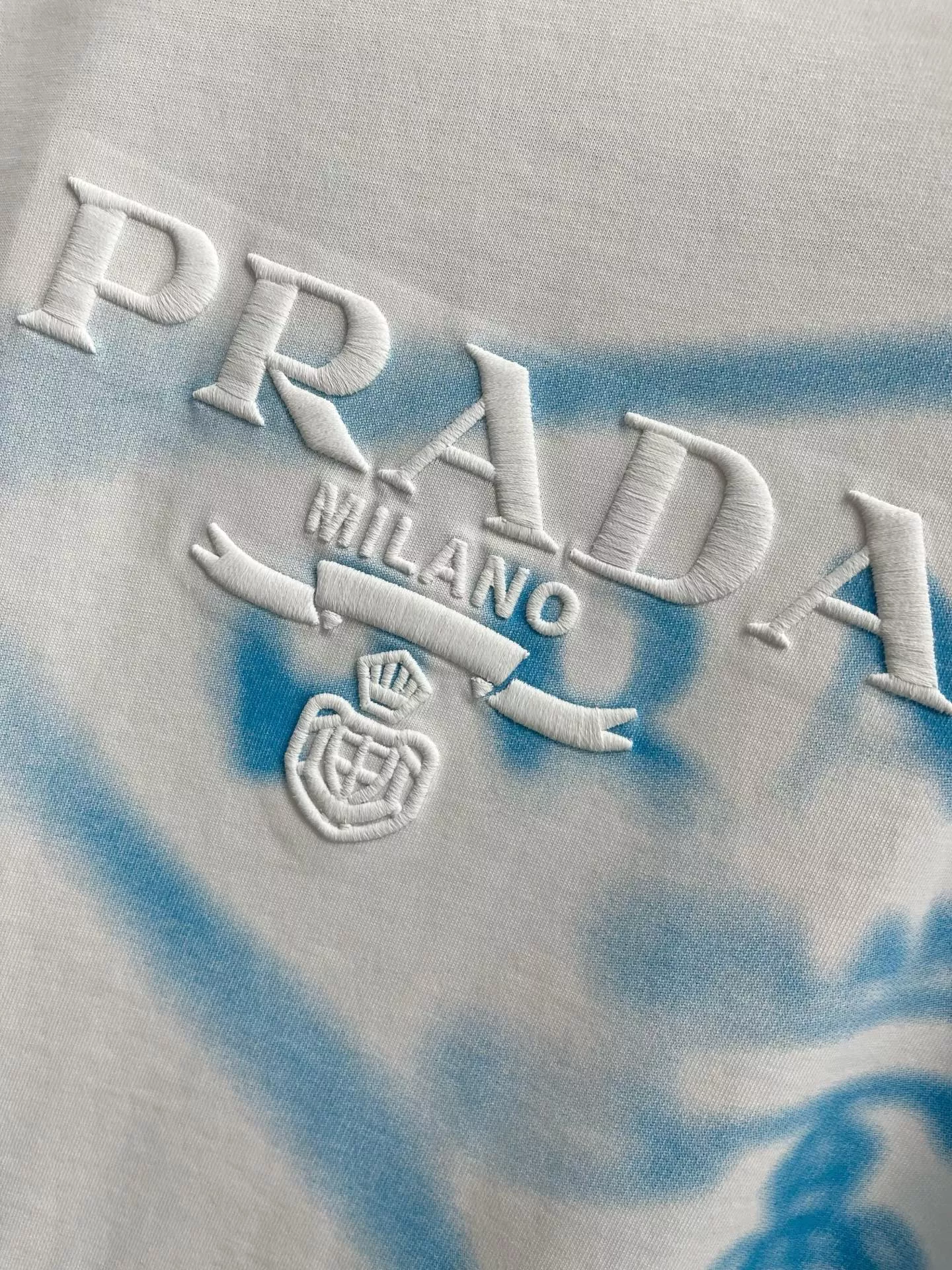 Resilient 2574 Prada T-Shirts Short Sleeved For Unisex
