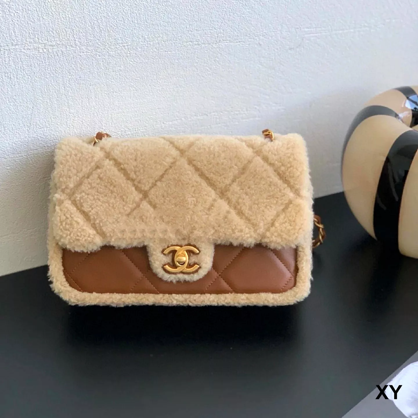 Resilient 2607 Chanel Messenger Bags For Women