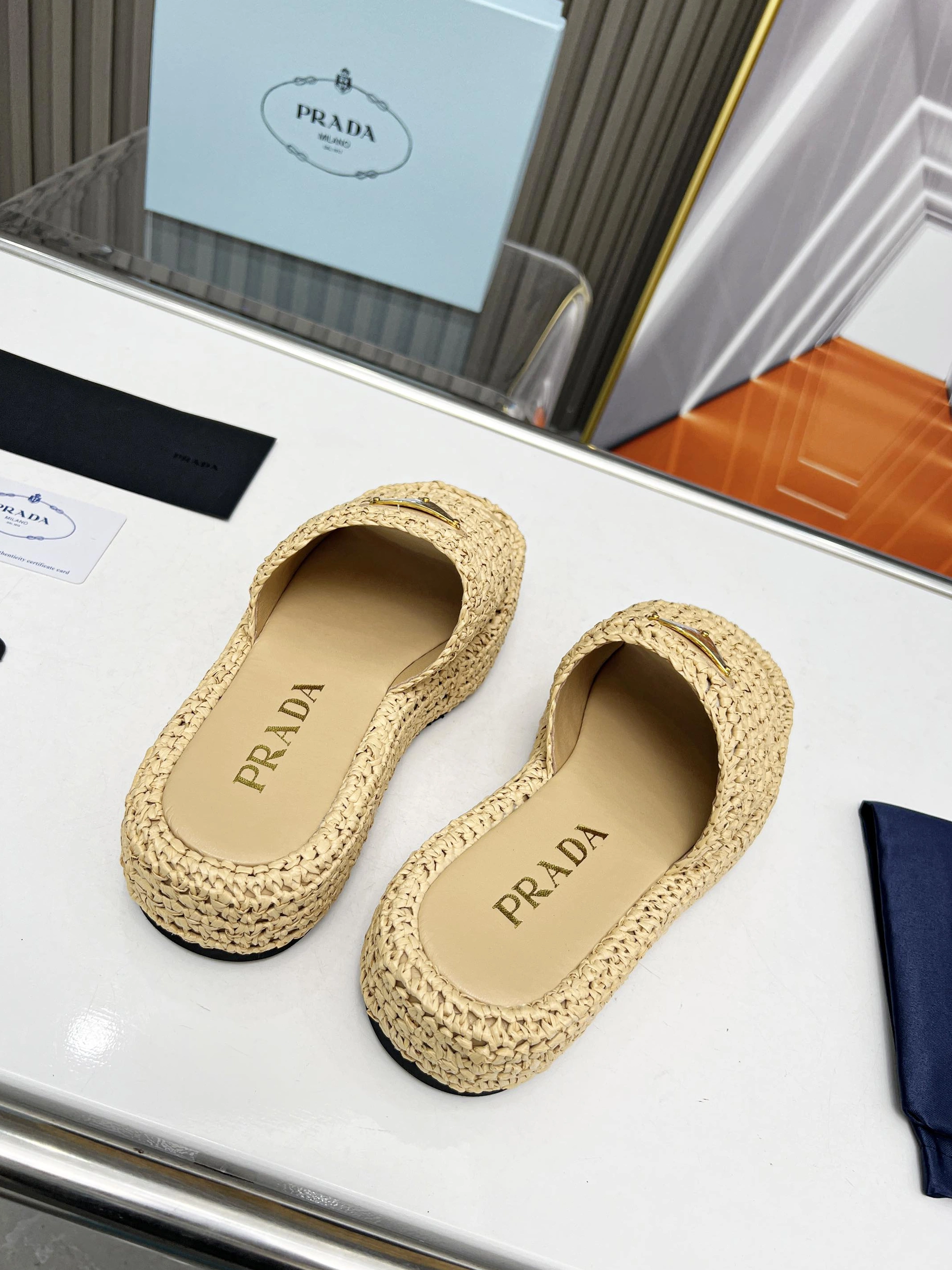 Resilient 2632 Prada Slippers For Women