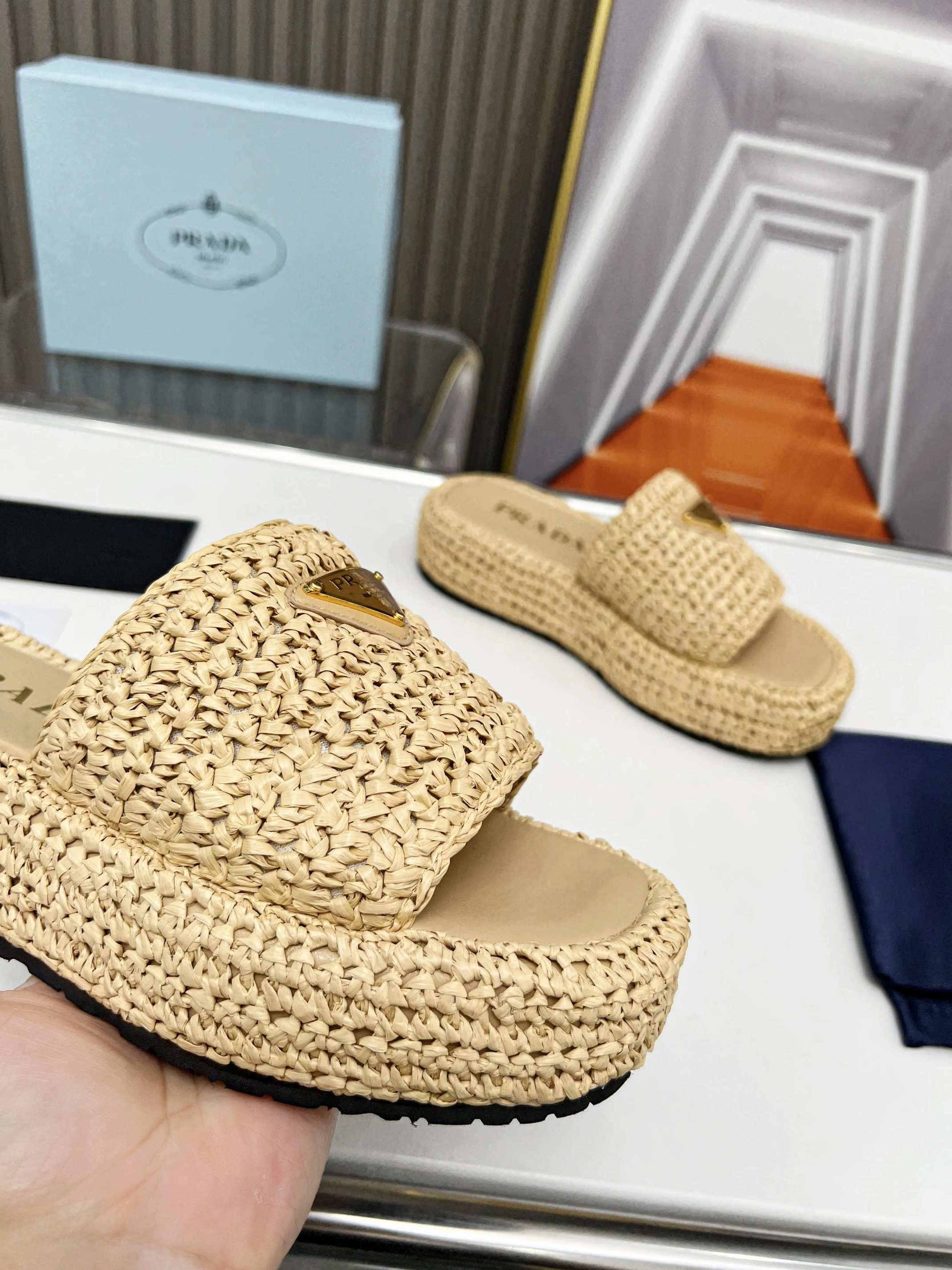 Resilient 2632 Prada Slippers For Women