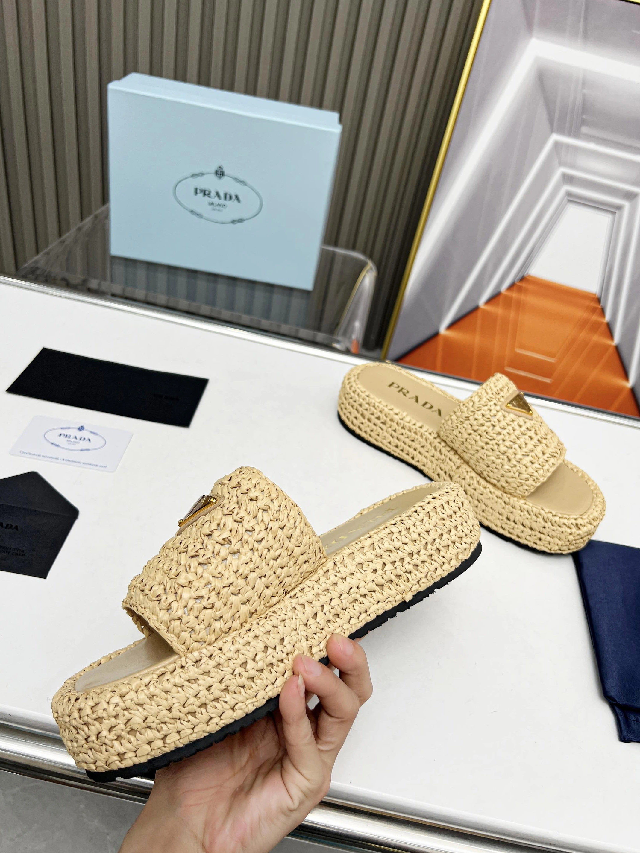 Resilient 2632 Prada Slippers For Women