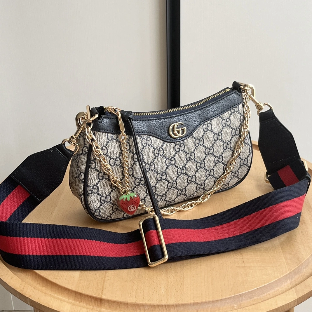 Resilient 2762 Gucci AAA Quality Messenger Bags For Women