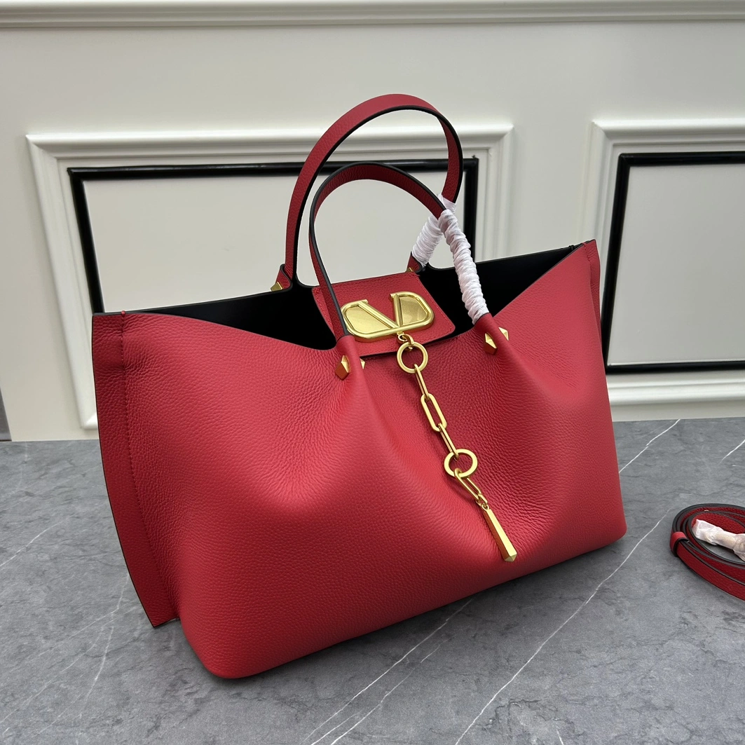 Resilient 2809 Valentino AAA Quality Handbags For Women