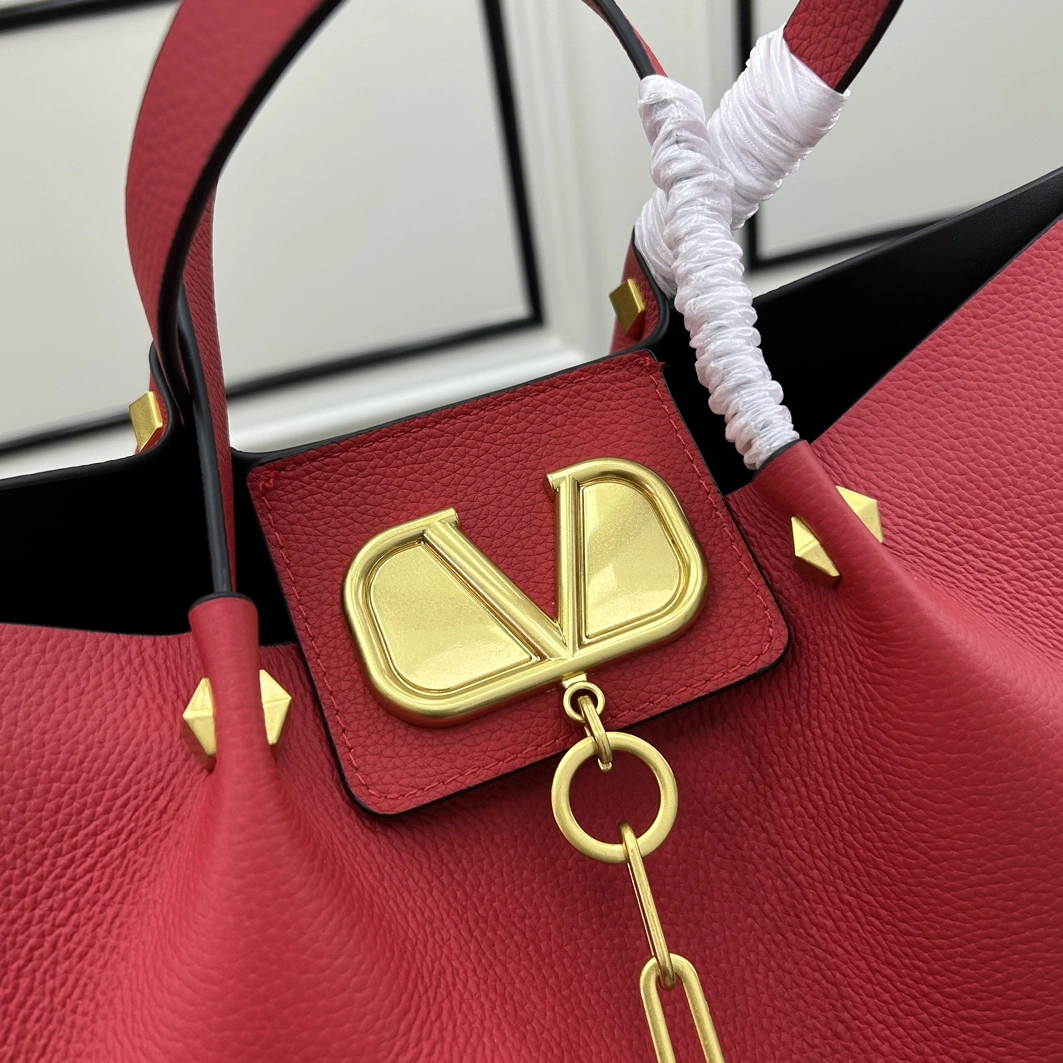 Resilient 2809 Valentino AAA Quality Handbags For Women