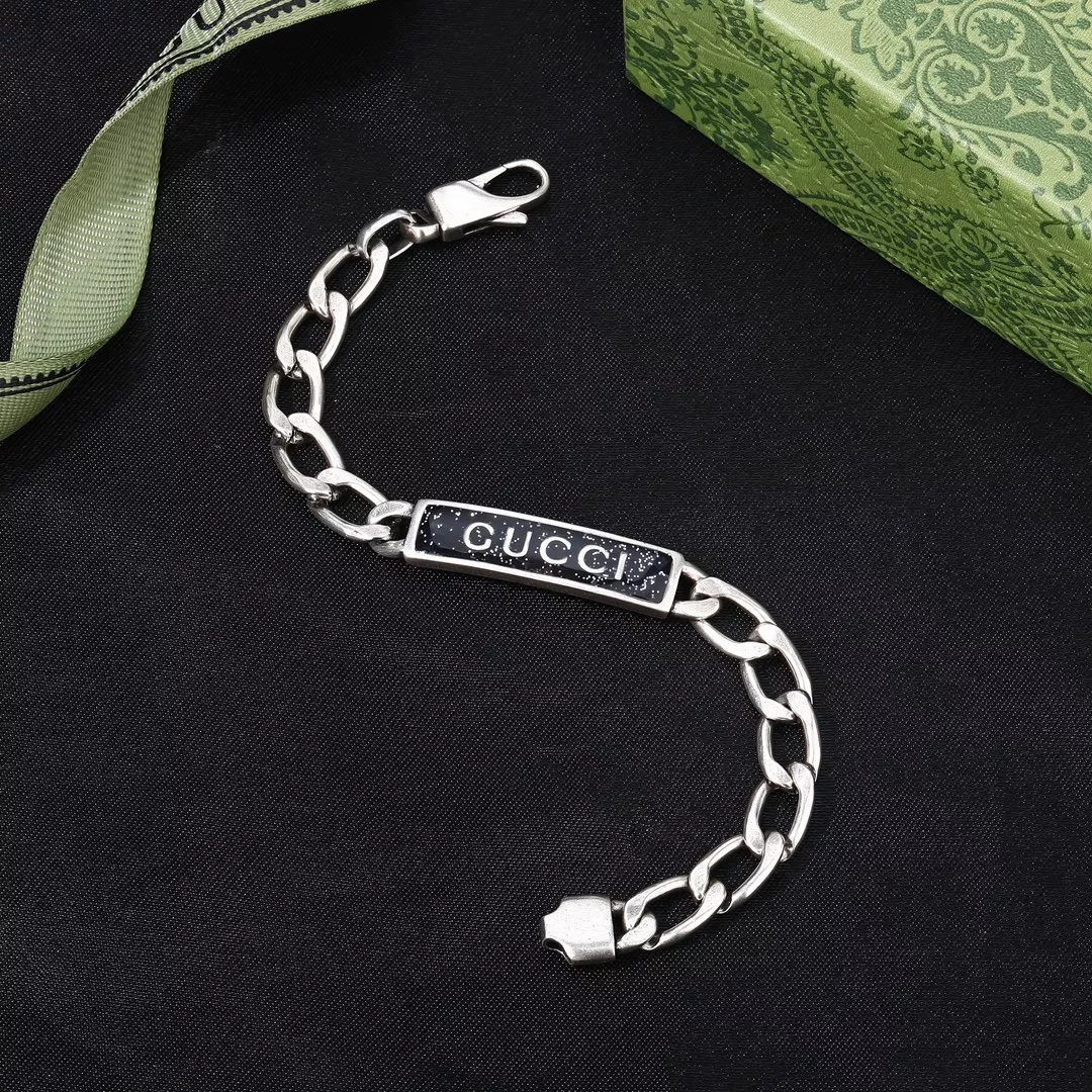 Resilient 2881 Gucci Bracelets