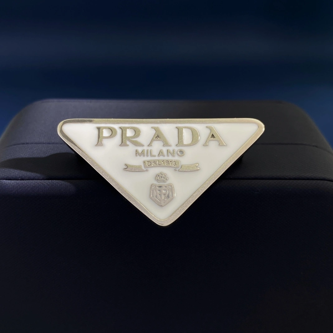Resilient 2933 Prada Brooches For Women