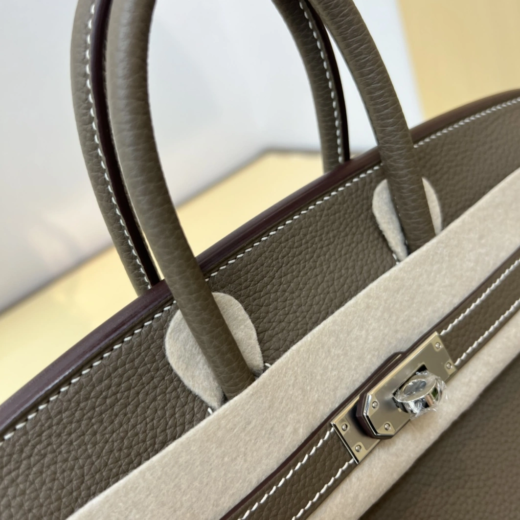 Resilient 2937 Hermes AAA Quality Handbags For Women