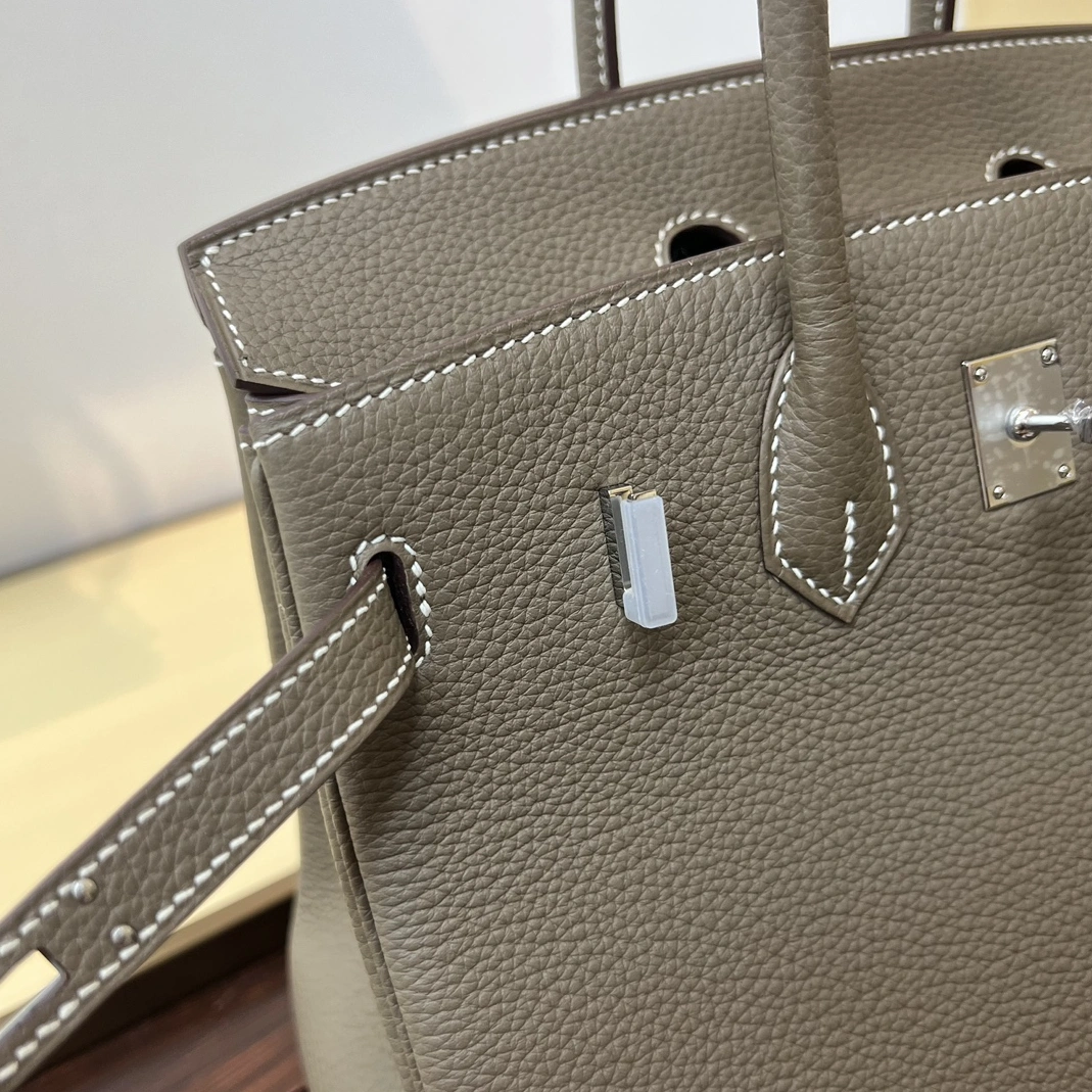 Resilient 2937 Hermes AAA Quality Handbags For Women
