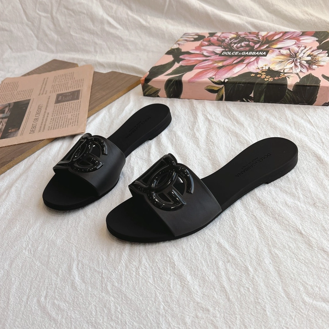 Resilient 2969 Dolce & Gabbana D&G Slippers For Women