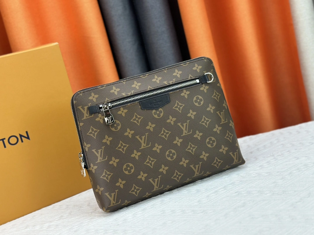 Resilient 2975 Louis Vuitton AAA Man Wallets