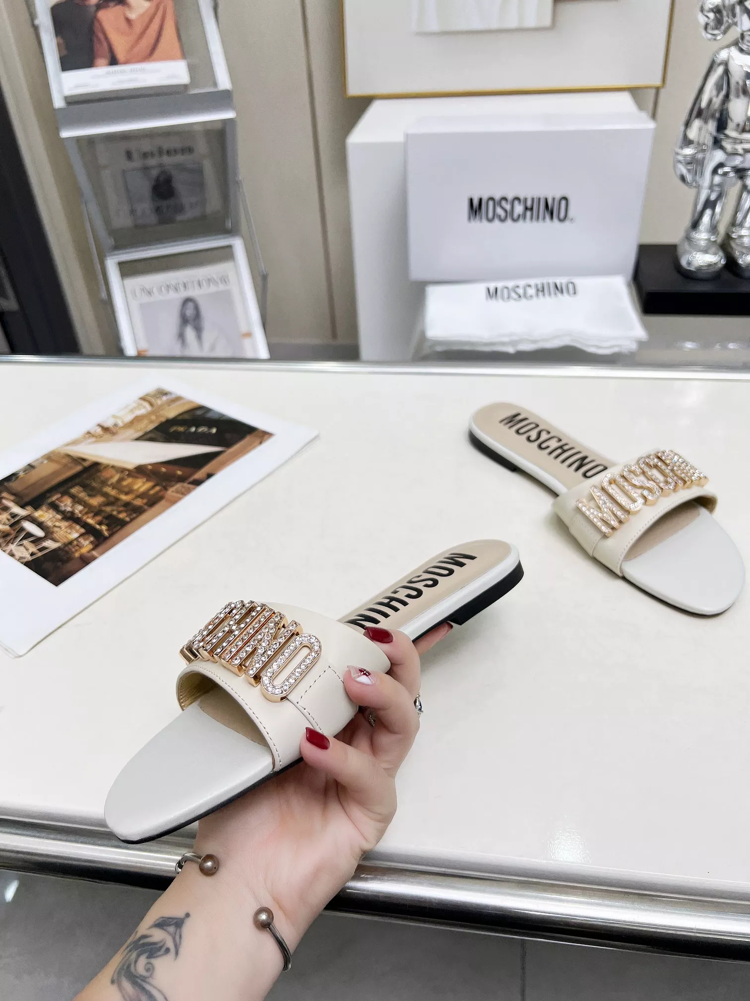 Resilient 3103 Moschino Slippers For Women