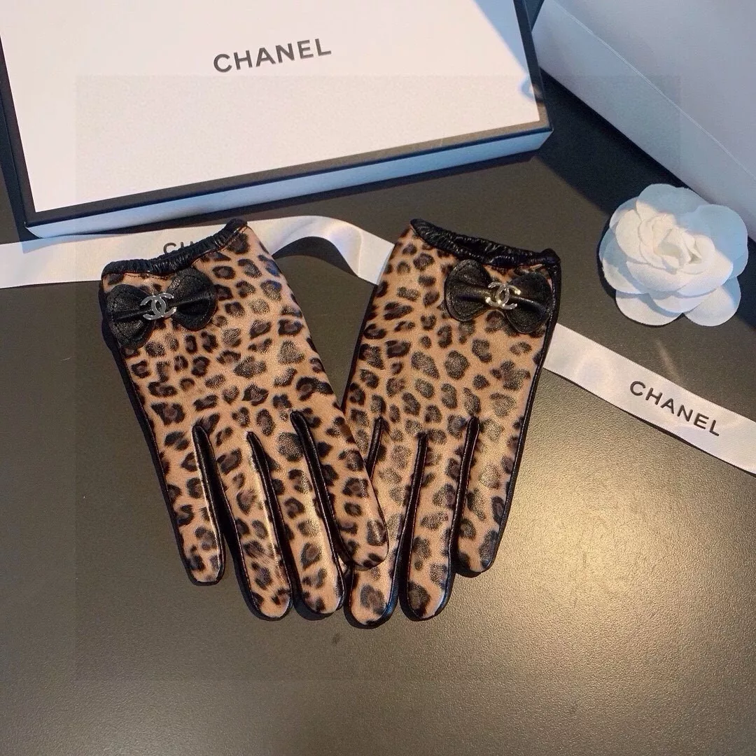 Resilient 3429 Chanel Gloves For Women