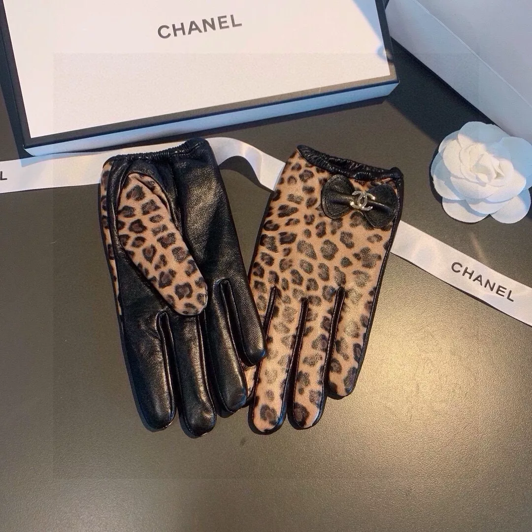 Resilient 3429 Chanel Gloves For Women