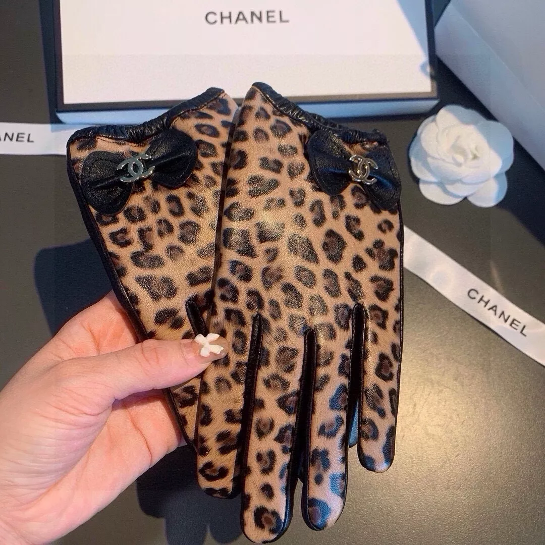 Resilient 3429 Chanel Gloves For Women