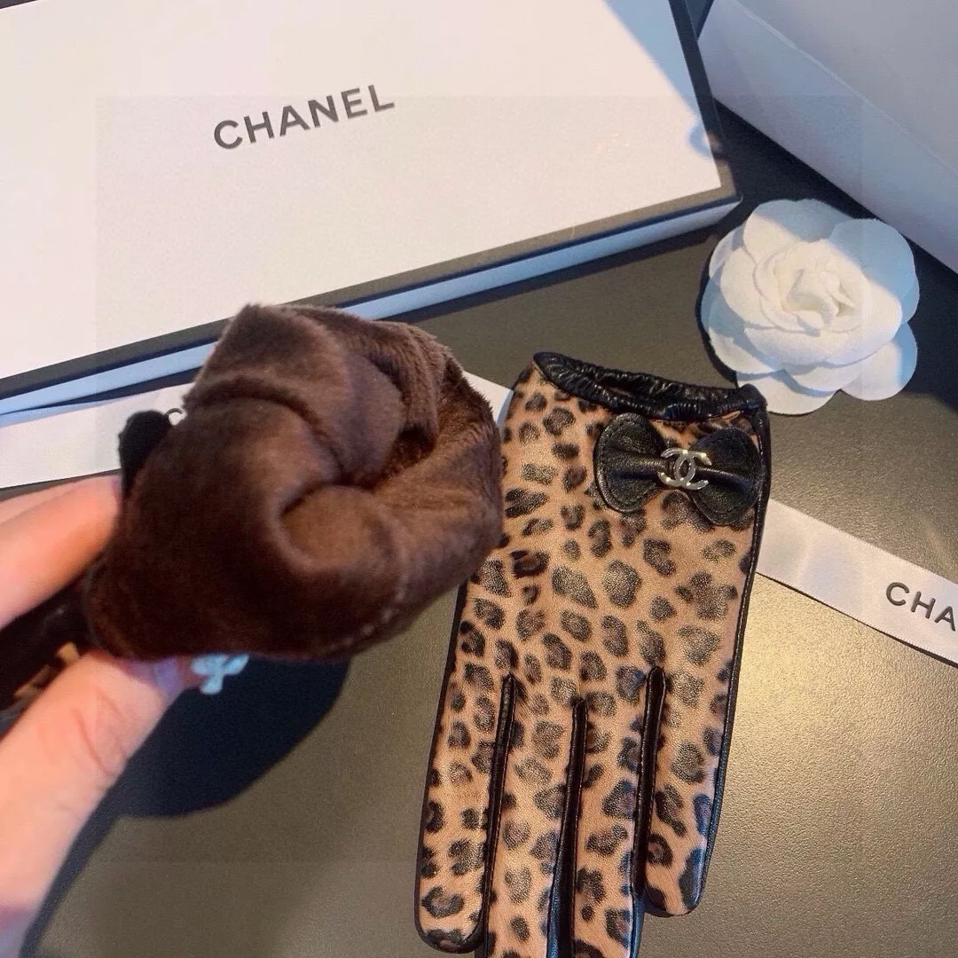 Resilient 3429 Chanel Gloves For Women
